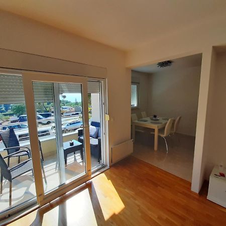 Apartman U Centru Makarske มาคาร์สกา ภายนอก รูปภาพ