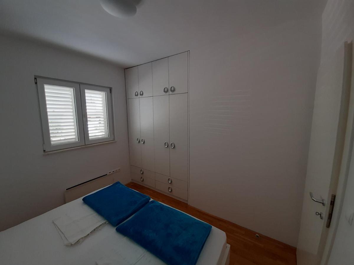 Apartman U Centru Makarske มาคาร์สกา ภายนอก รูปภาพ