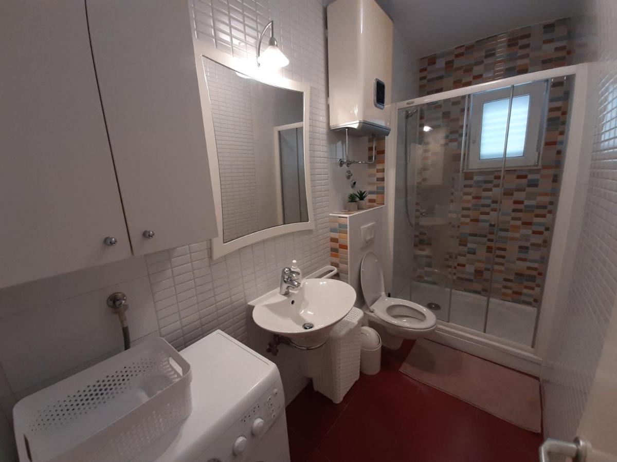 Apartman U Centru Makarske มาคาร์สกา ภายนอก รูปภาพ