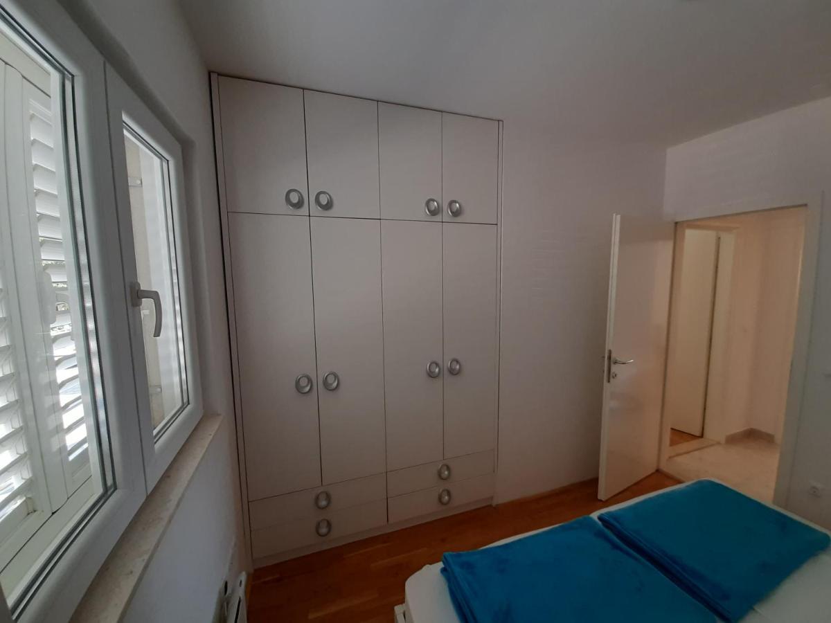 Apartman U Centru Makarske มาคาร์สกา ภายนอก รูปภาพ